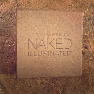 💕Urban Decay Illuminated💕